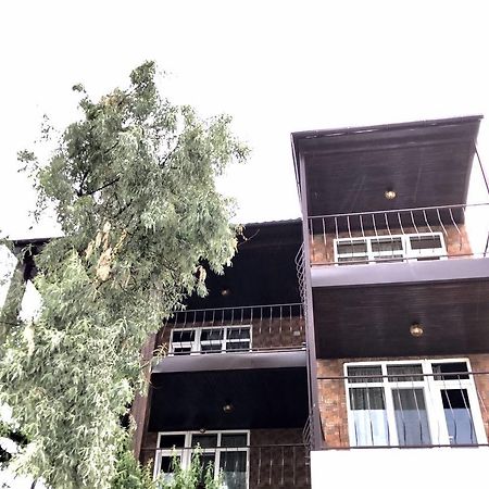 Akvitaniya Mini-Hotel Bugaz Exterior foto
