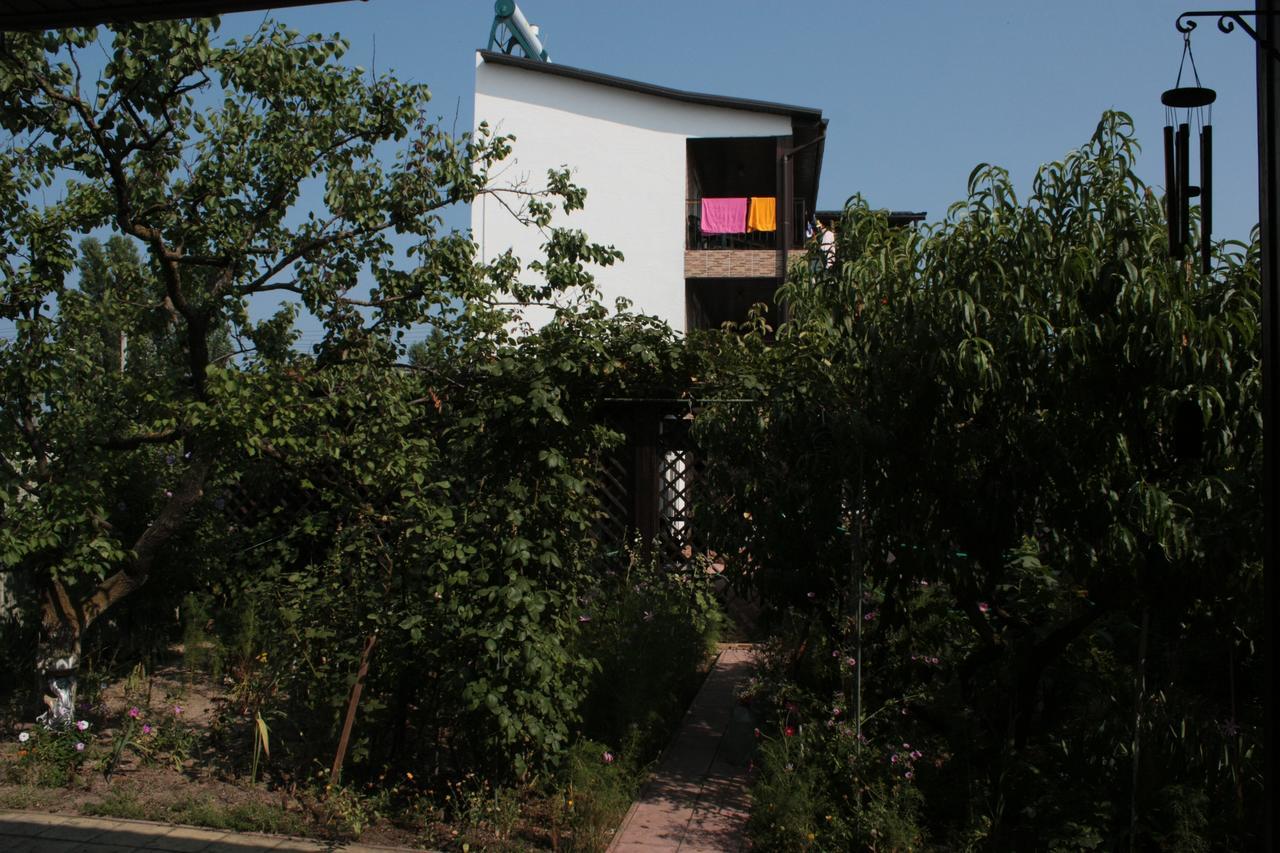 Akvitaniya Mini-Hotel Bugaz Exterior foto