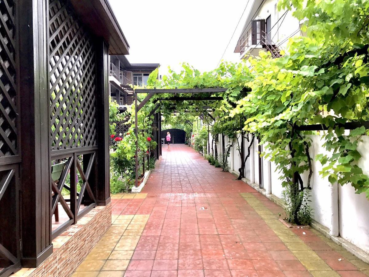 Akvitaniya Mini-Hotel Bugaz Exterior foto