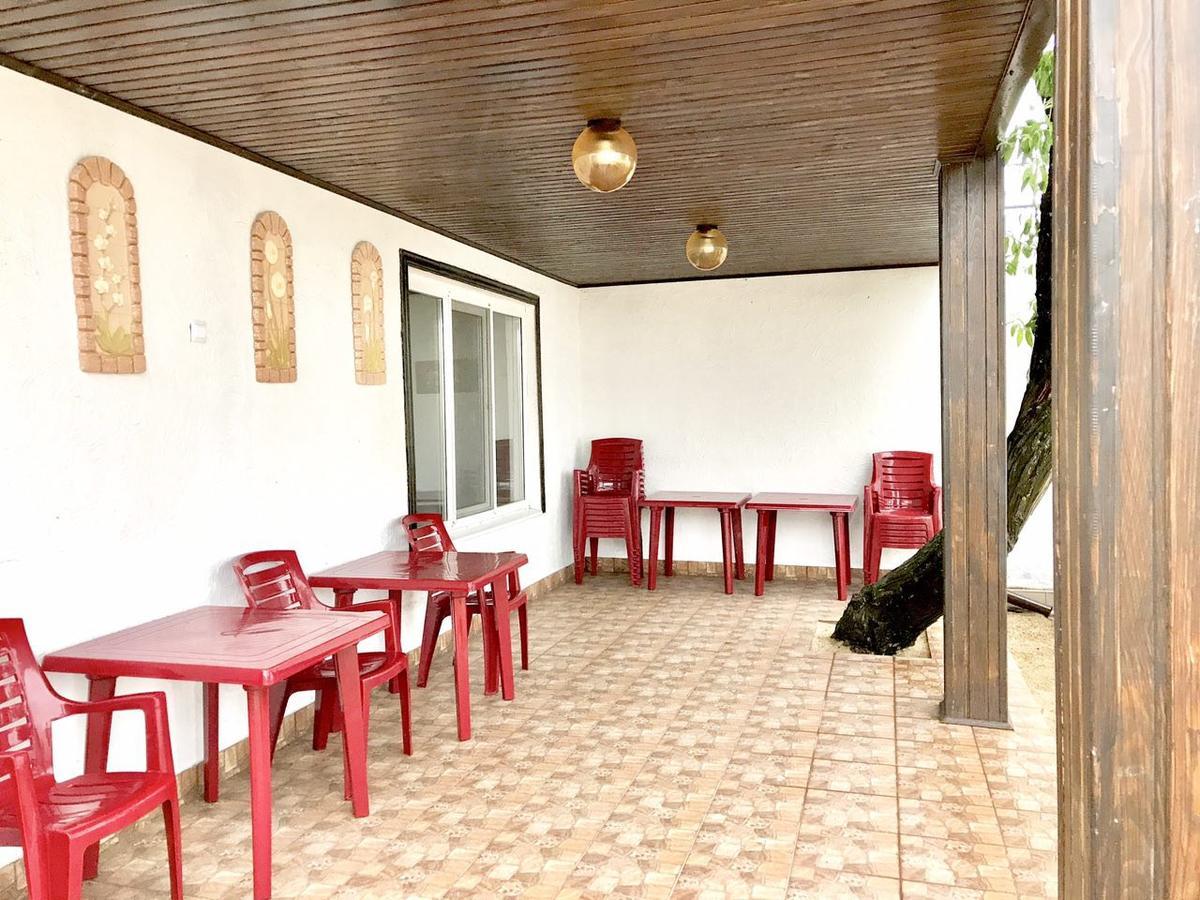 Akvitaniya Mini-Hotel Bugaz Exterior foto