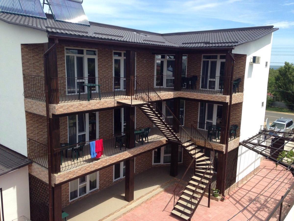 Akvitaniya Mini-Hotel Bugaz Exterior foto